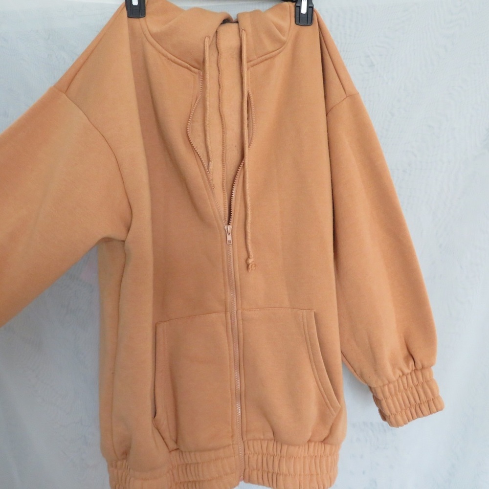 FOREVER 21 teddy zip up jacket
